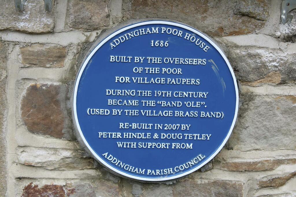 Plaque 11: Band 'Ole'